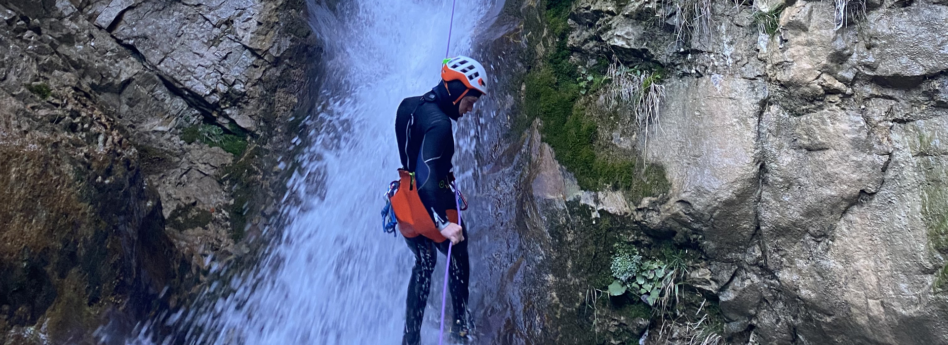 Photo canyoning formation Vertic'Eau